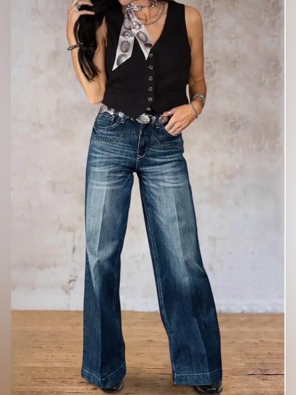 Flamingals Wash Stitch Detail Mid Rise Straight Leg Jeans